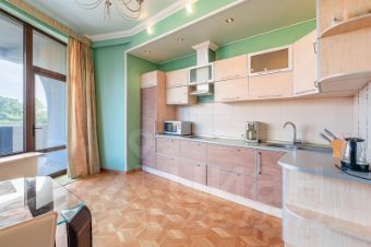 3-комн.кв., 170 м², этаж 5