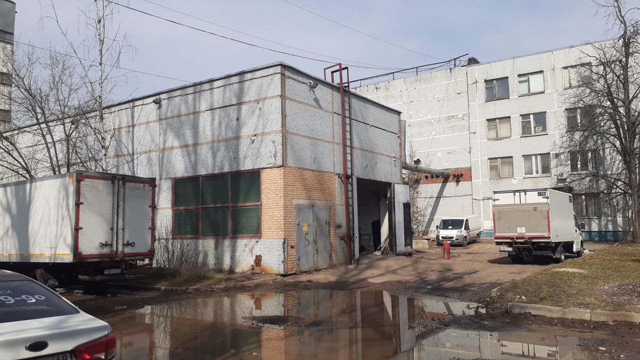 Складском комплексе на ул. Молодогвардейская, 54с14