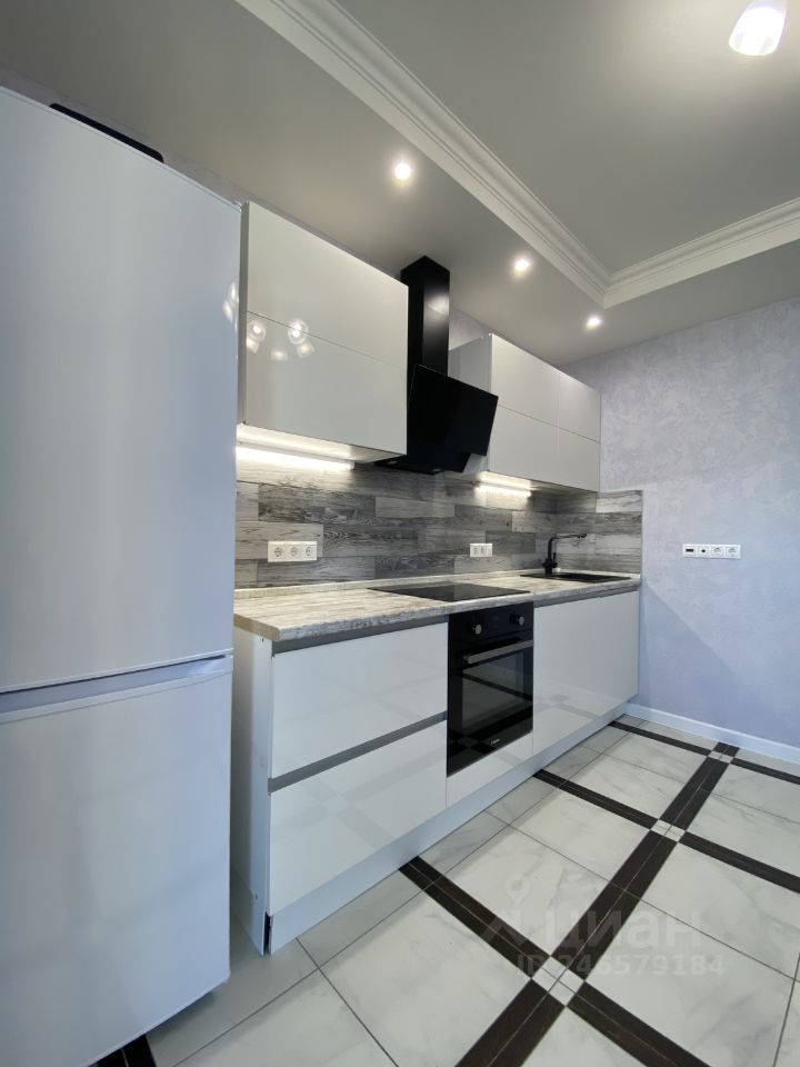 1-комнатная квартира, 43 м² — фото 1