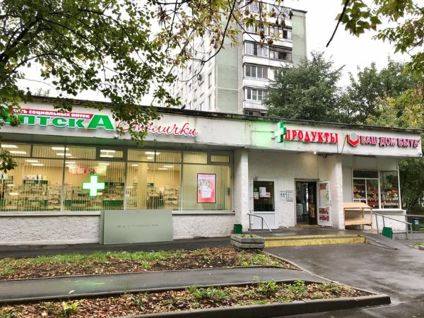 Торговый центр на ул. Мусы Джалиля, 27к2с2