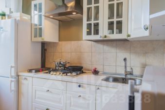 2-комн.кв., 56 м², этаж 3