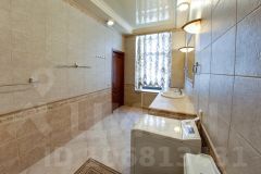 2-комн.кв., 70 м², этаж 1