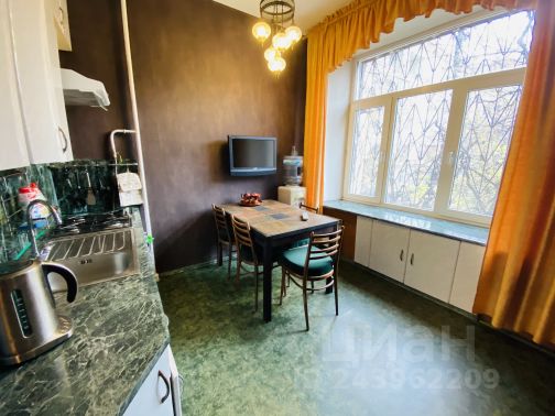 3-комн., 80 м², 2/6 этаж