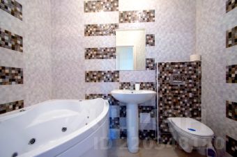 3-комн.кв., 100 м², этаж 8