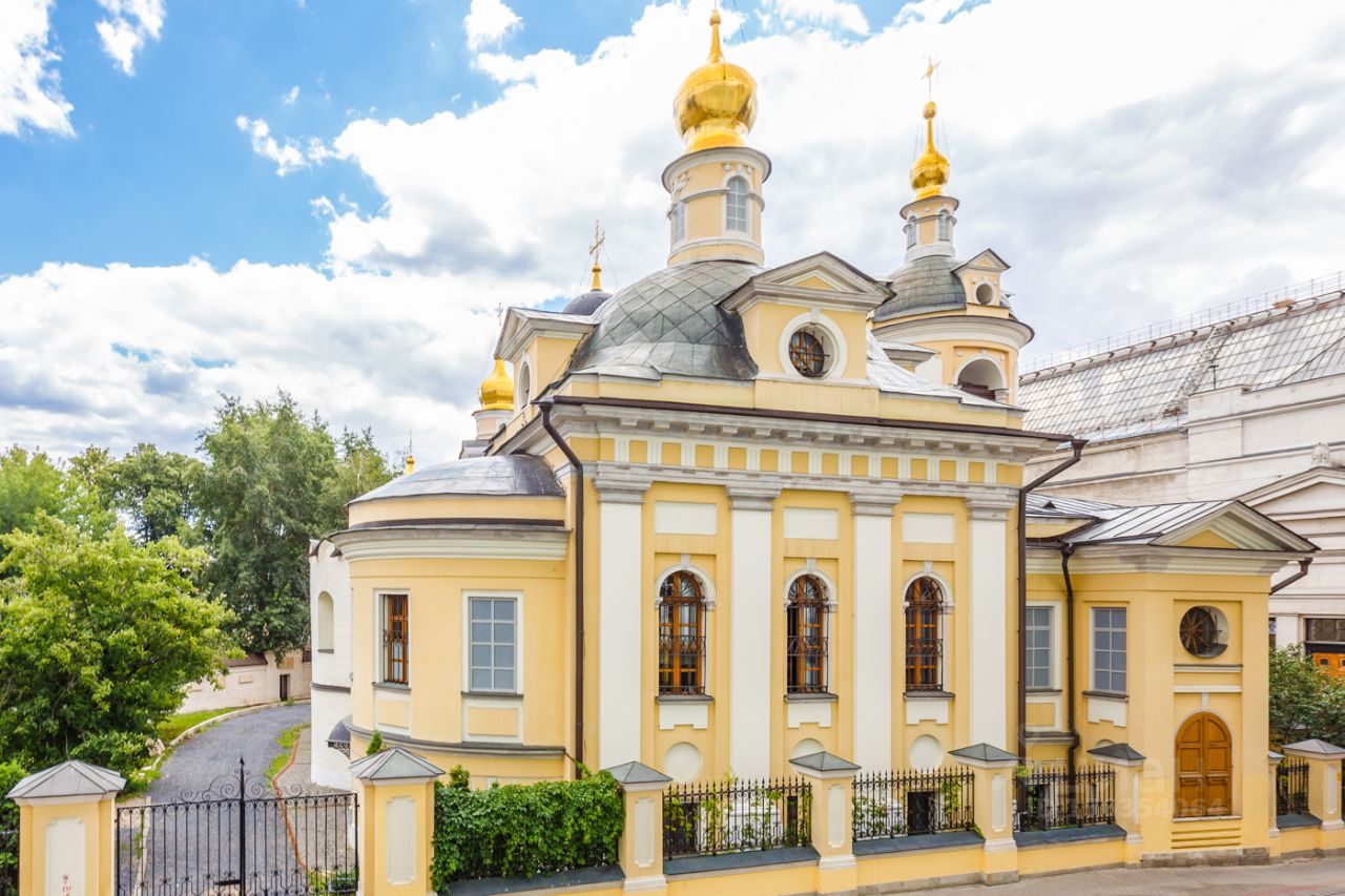 Купить квартиру в переулке Малый Знаменский в Москве, продажа квартир во  вторичке и первичке на Циан. Найдено 3 объявления