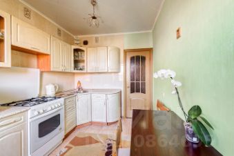 1-комн.кв., 40 м², этаж 3