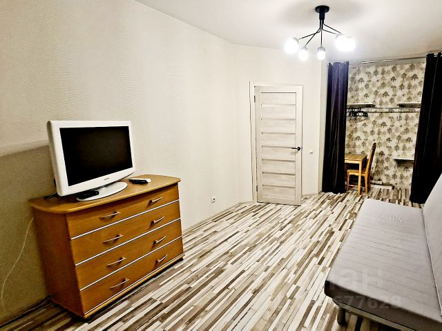 1-комн., 42 м², 5/10 этаж