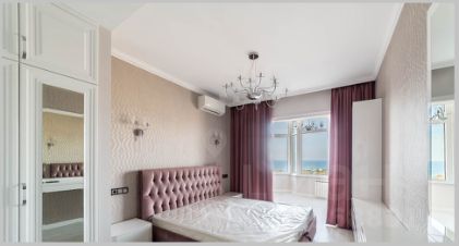 4-комн.кв., 156 м², этаж 18