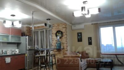 2-комн.кв., 70 м², этаж 10