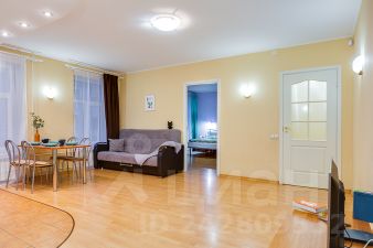 2-комн.кв., 65 м², этаж 3