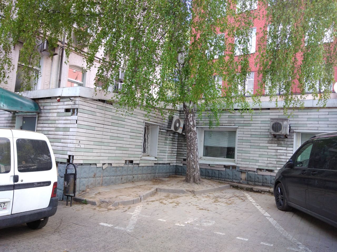 БЦ в 1-м переулке Тружеников, 14с13