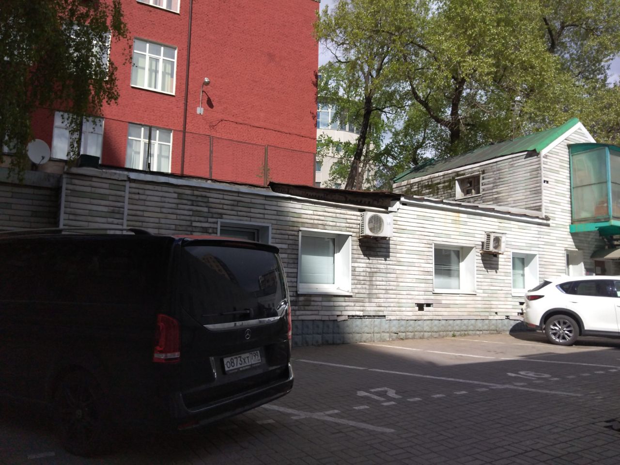 БЦ в 1-м переулке Тружеников, 14с13