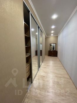 2-комн.кв., 100 м², этаж 6