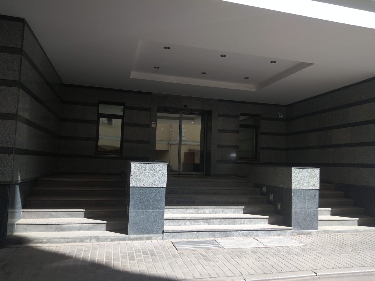 Бизнес Центр в Пречистенском переулке, 9А