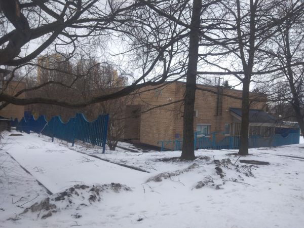 Отдельно стоящее здание на ул. Удальцова, 34