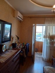 3-комн.кв., 68 м², этаж 3