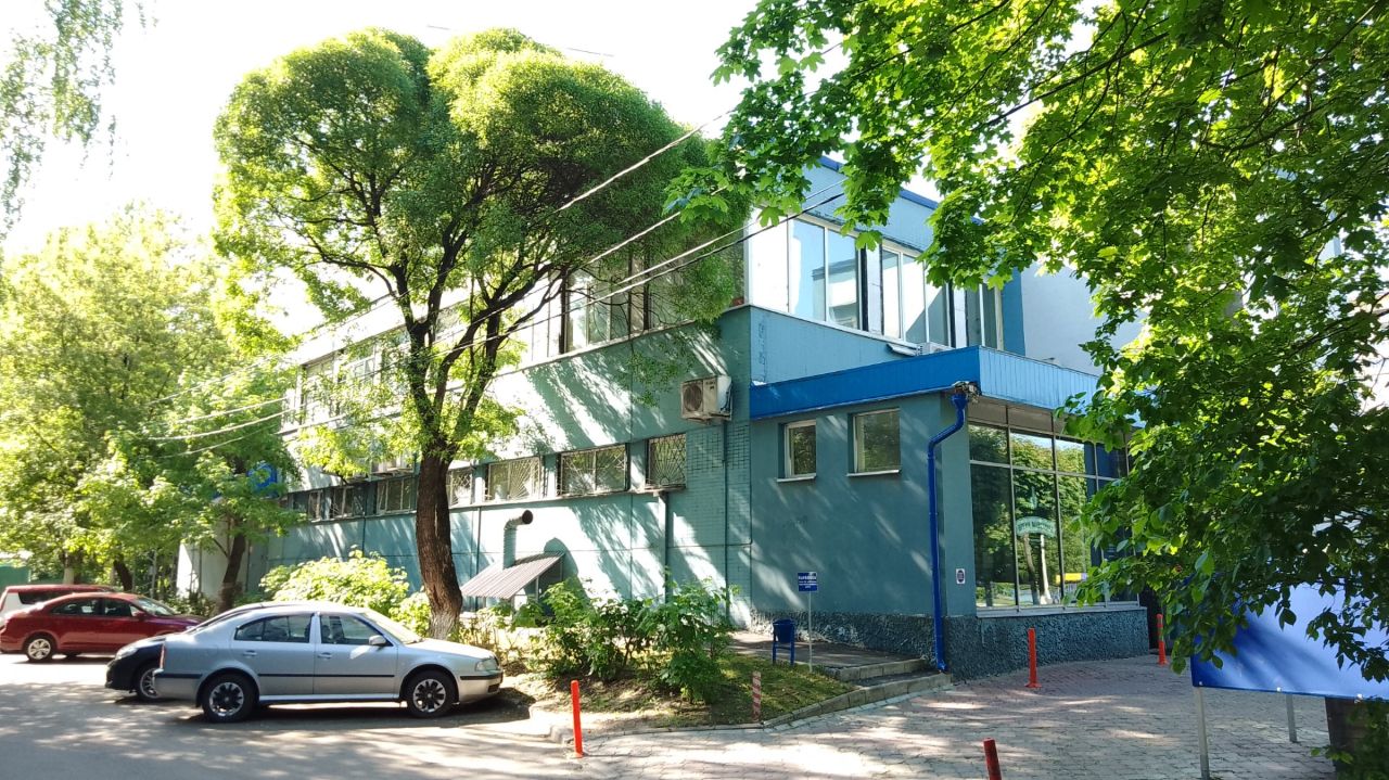 продажа помещений в ТЦ на ул. Исаева, 2А