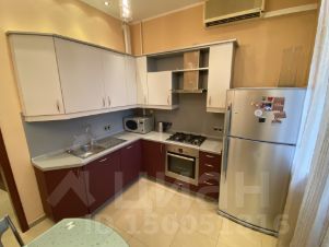 3-комн.кв., 80 м², этаж 3