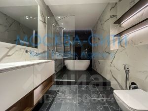 3-комн.апарт., 140 м², этаж 68