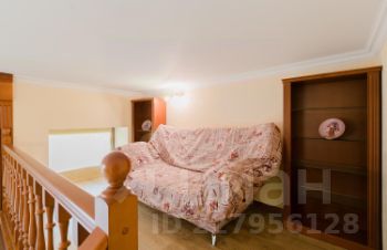 2-комн.кв., 90 м², этаж 2