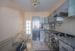 3-комн.кв., 90 м², этаж 6