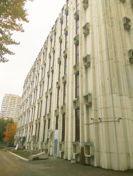 Административное здание на ул. Азовская, 32