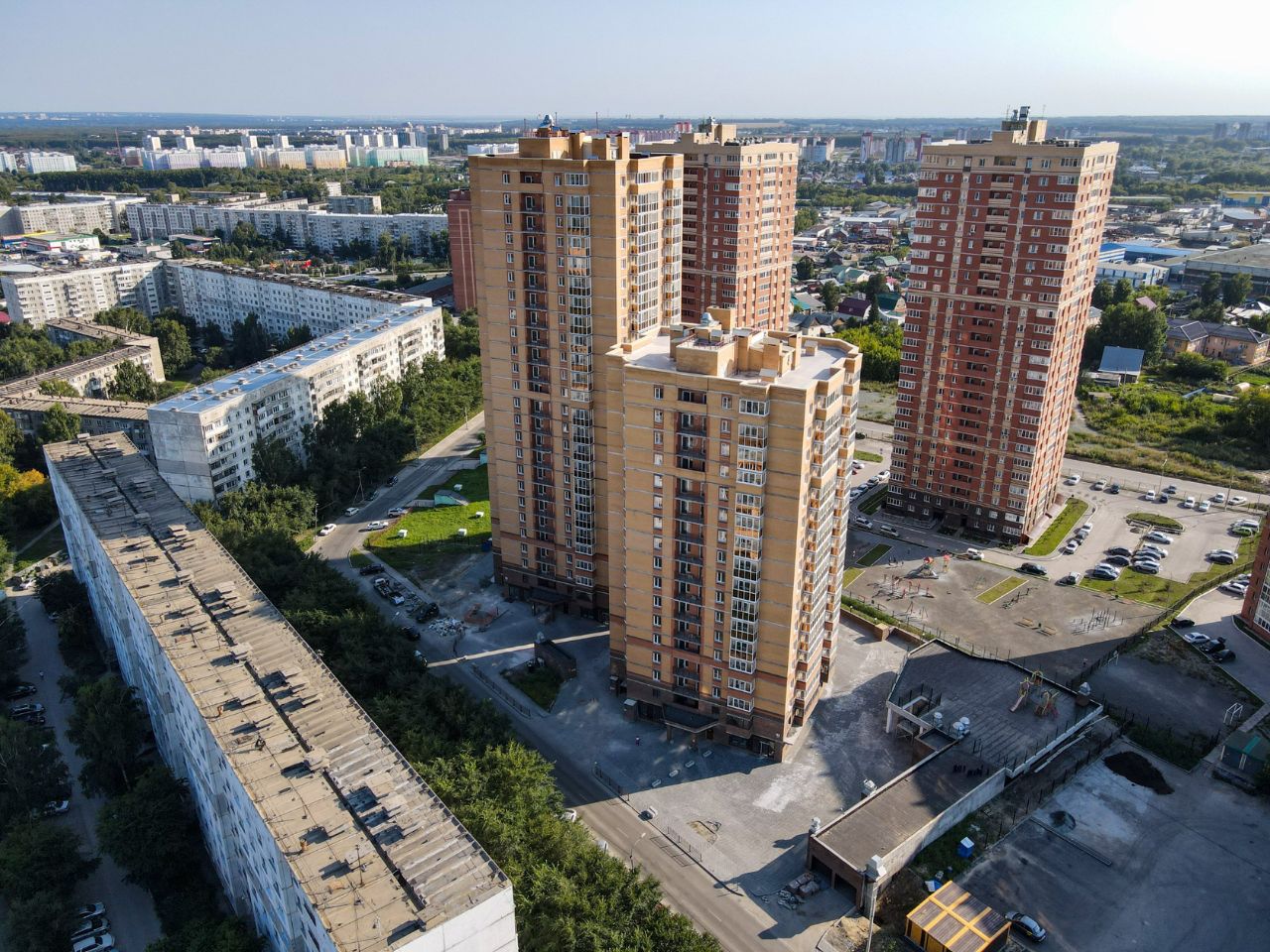 Северо Чемской новостройки. ЖК на Коротаева Новосибирск. План этажа сержанта Коротаева 1. ЖК ветер ул. сержанта Пашкова, 9/1, Уфа фото.