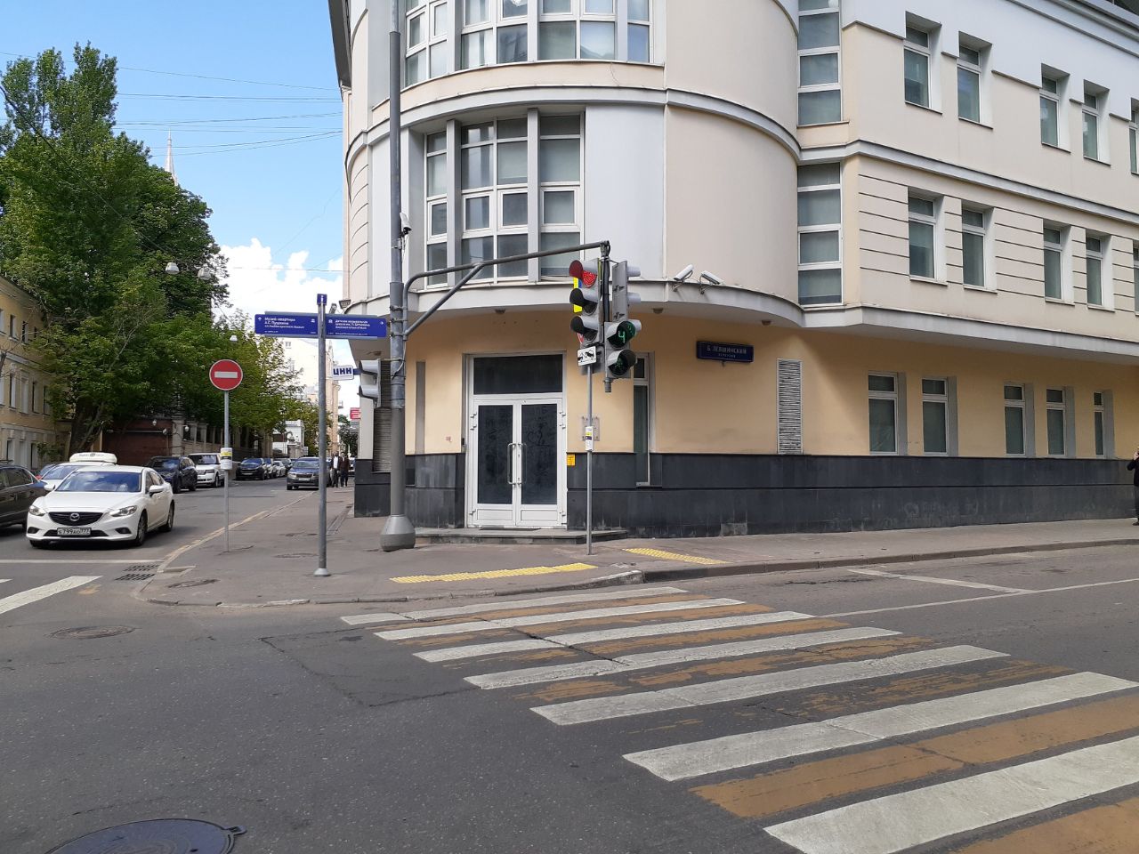 БЦ в Денежном переулке, 2