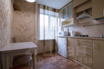 1-комн.кв., 38 м², этаж 3