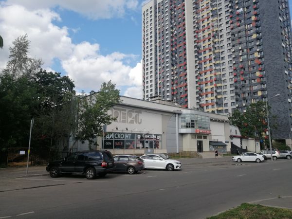 Отдельно стоящее здание на ул. Константина Федина, 11