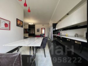 4-комн.кв., 160 м², этаж 14