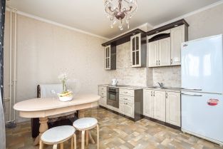 1-комн.кв., 50 м², этаж 10