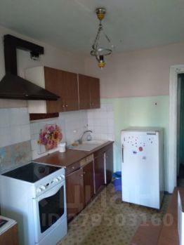 2-комн.кв., 50 м², этаж 3