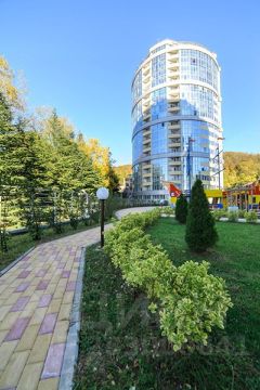 3-комн.кв., 105 м², этаж 18