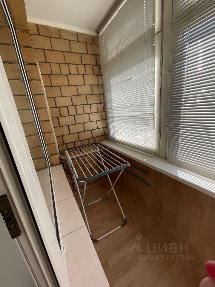 2-комнатная квартира, 35 м² — фото 8