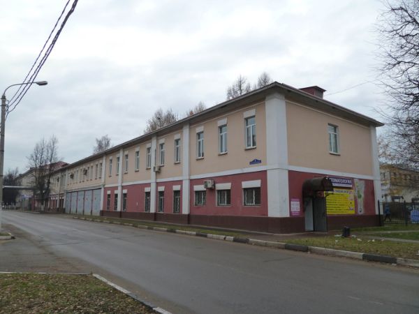 Административное здание в Аптечном переулке, 1