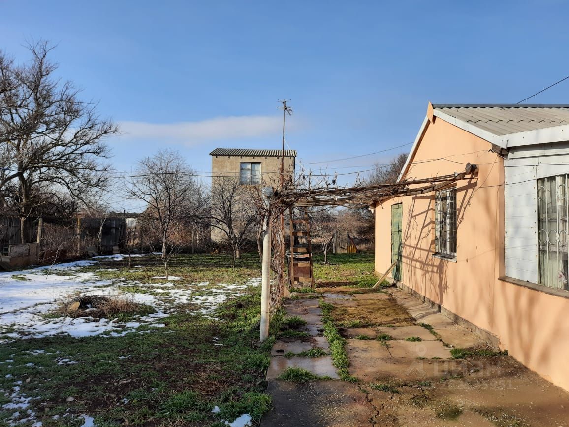 Купить дачу недорого в селе Михайловка Нижнегорского района. Найдено 1  объявление.