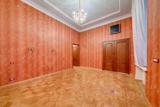 4-комн.кв., 156 м², этаж 3