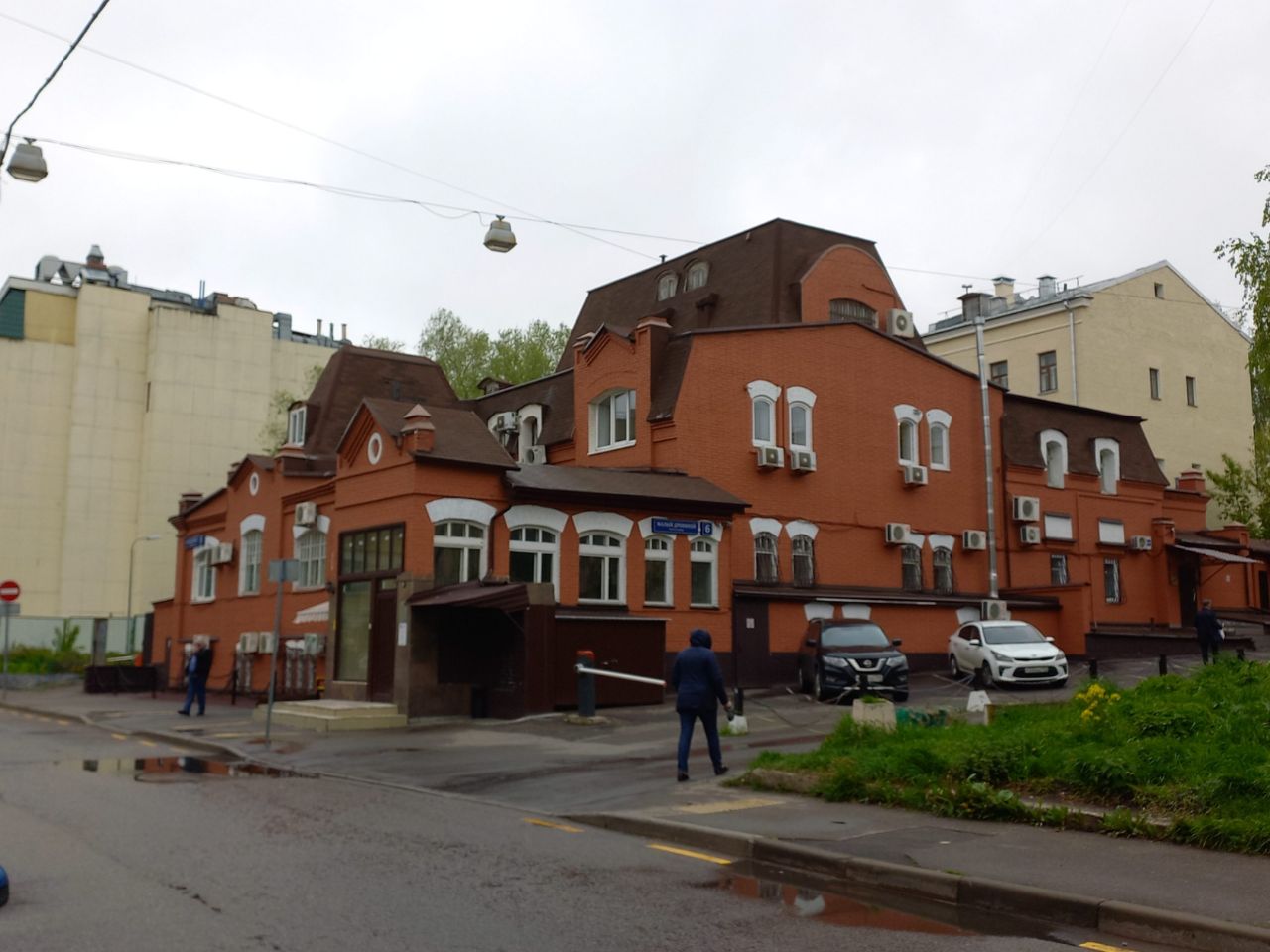 Бизнес Центр в Малом Дровяном пер., 6