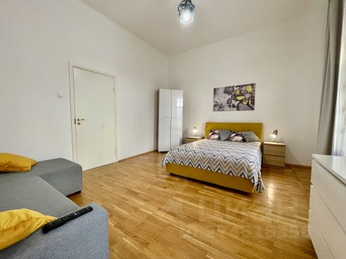 3-комн., 80 м², 3/5 этаж