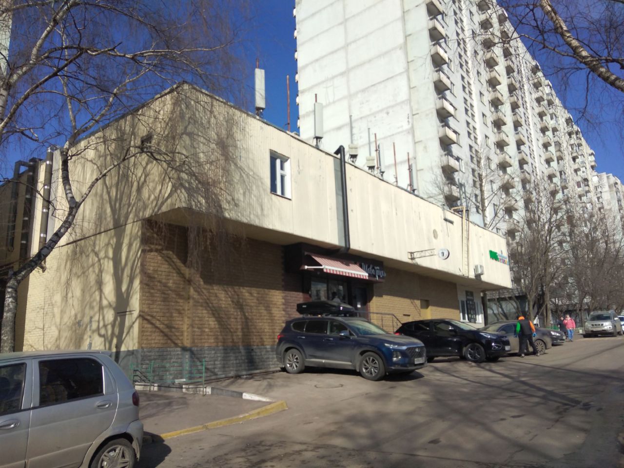 продажа помещений в ТЦ на Литовском бульваре, 4