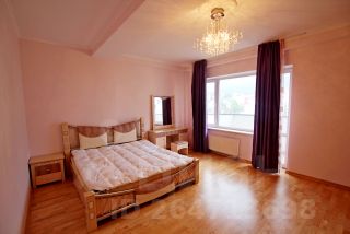 2-комн.кв., 108 м², этаж 6