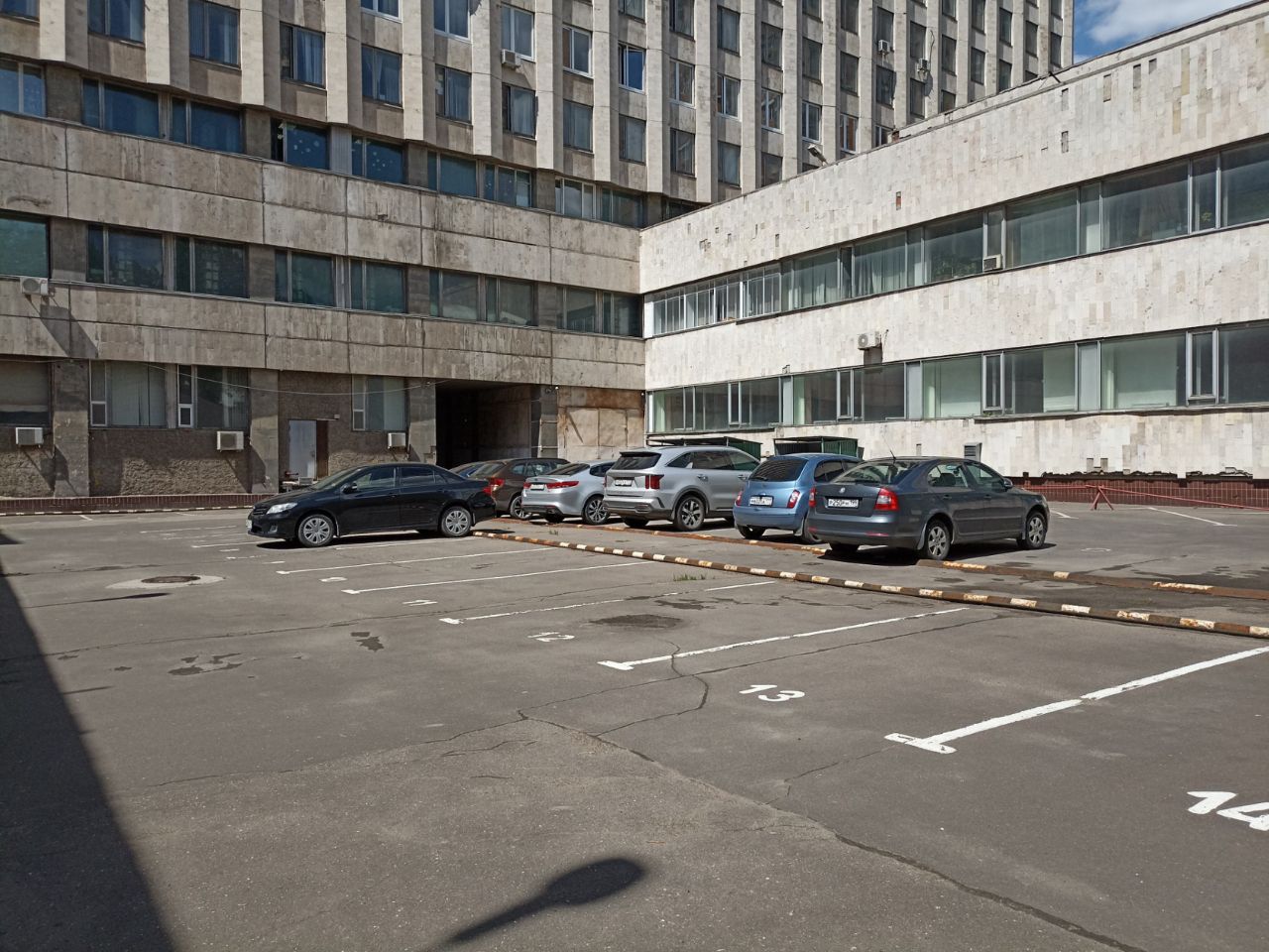 продажа помещений в БЦ на ул. Усиевича, 20к3