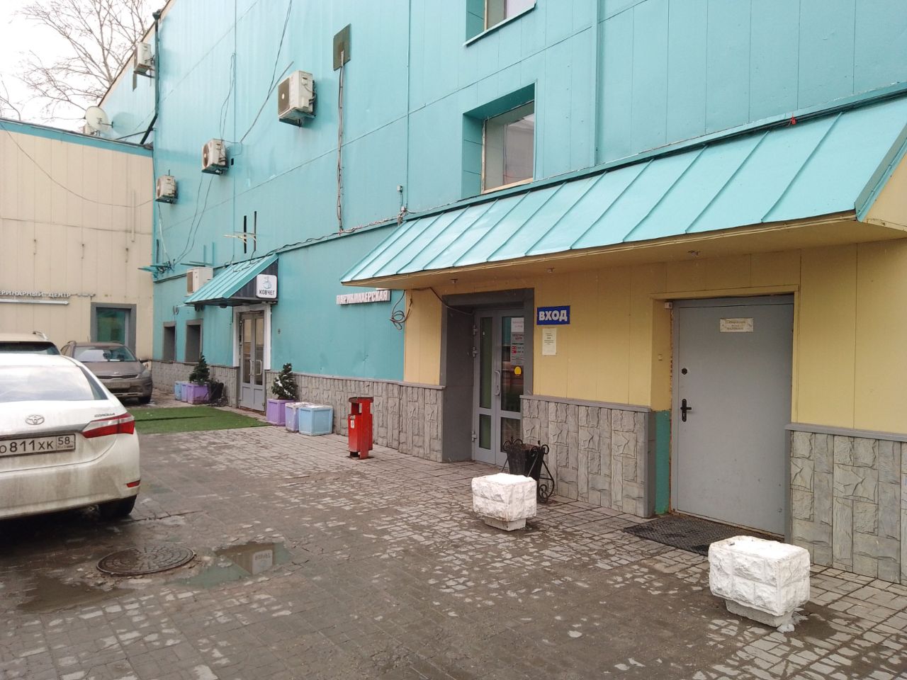 аренда помещений в ТЦ МЕБЕЛЬ (10с11)