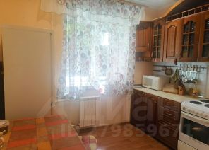 3-комн.кв., 48 м², этаж 1