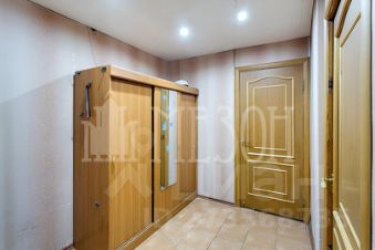 2-комн.кв., 42 м², этаж 3