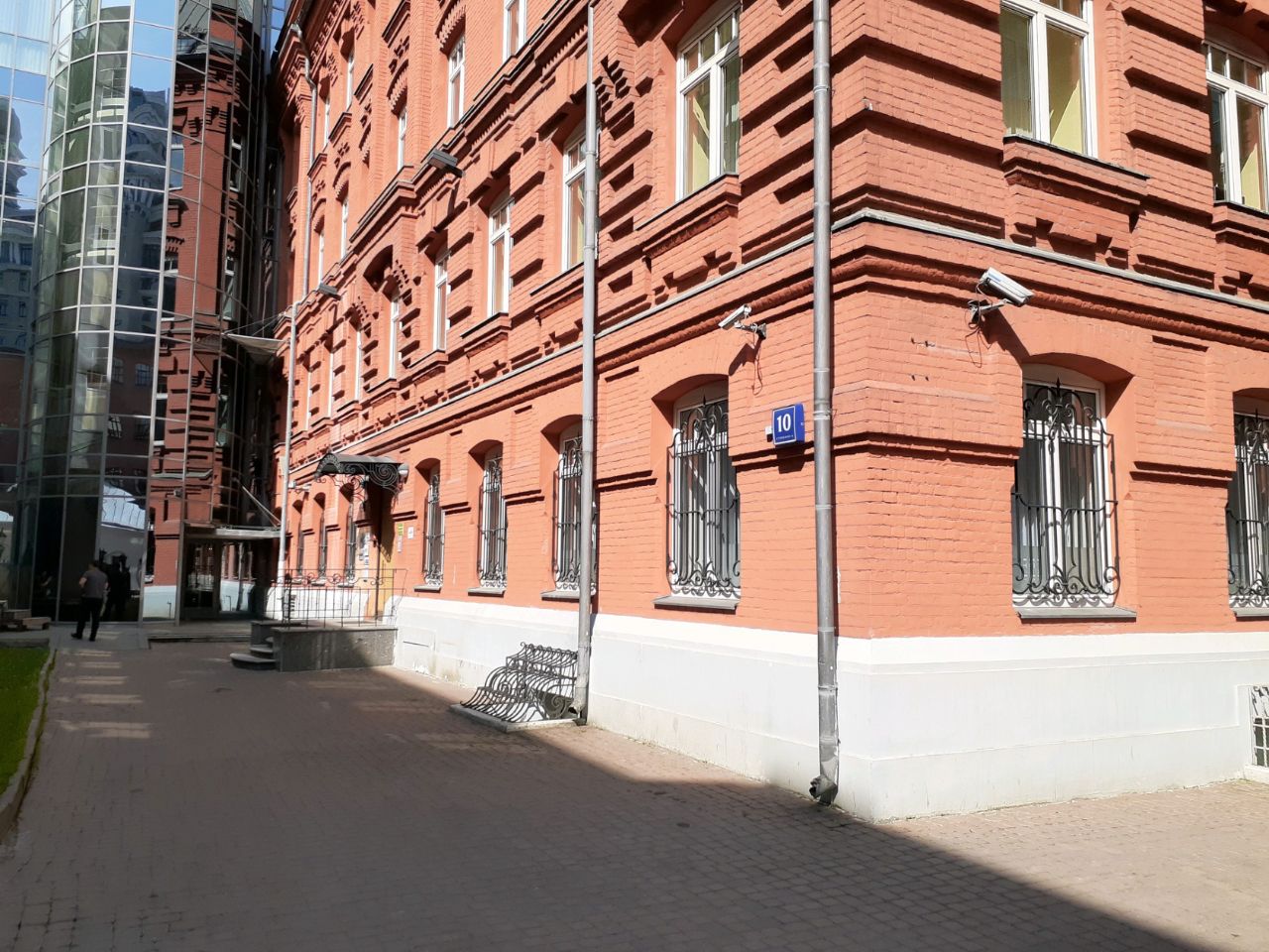 Бизнес Центр Голутвинская Слобода (в 3-м Голутвинском переулке, 10с6)