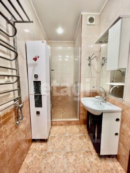 3-комн.кв., 92 м², этаж 2