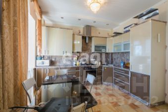 3-комн.кв., 84 м², этаж 3