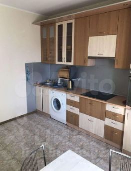 2-комн.кв., 70 м², этаж 14